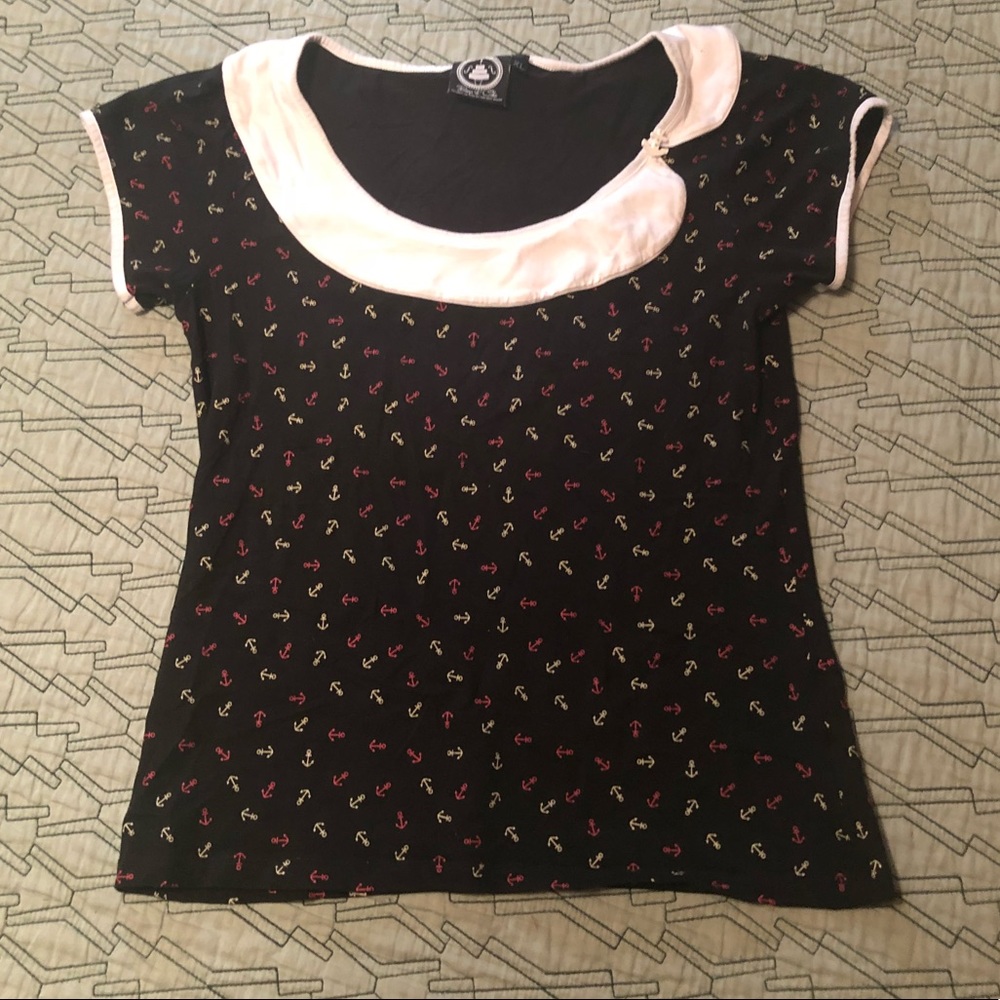 Anchor themed top